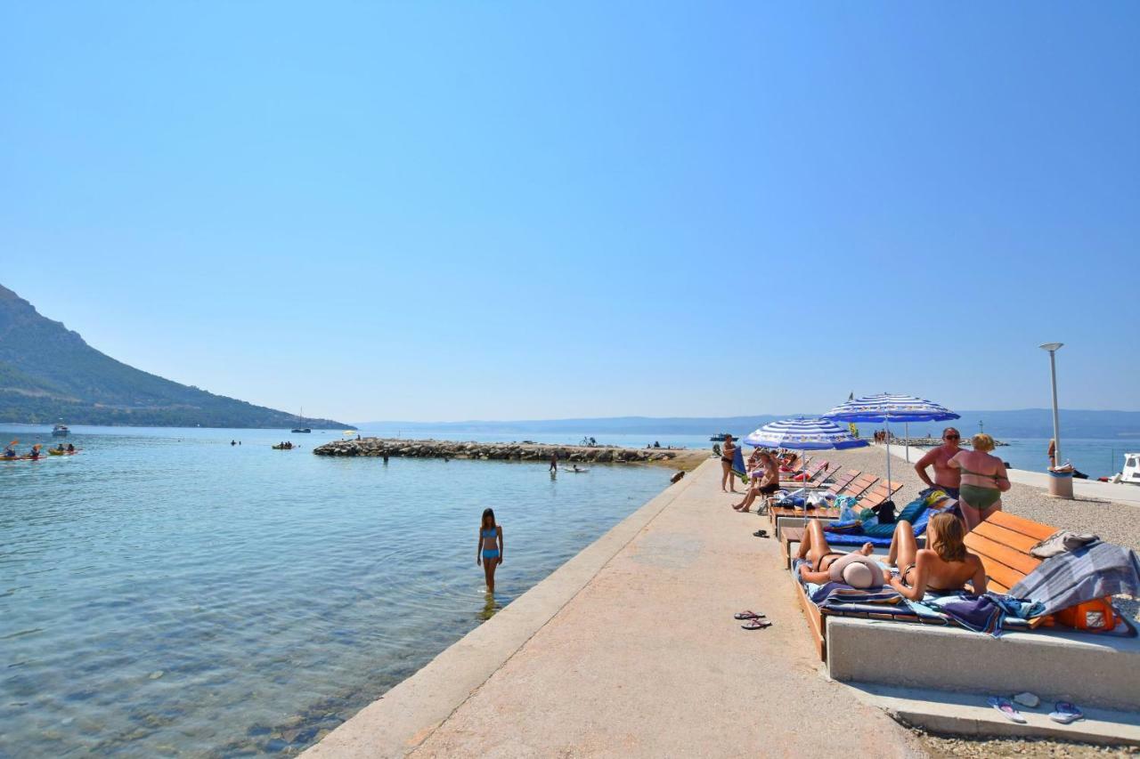 Apartment Nansy Omiš Buitenkant foto